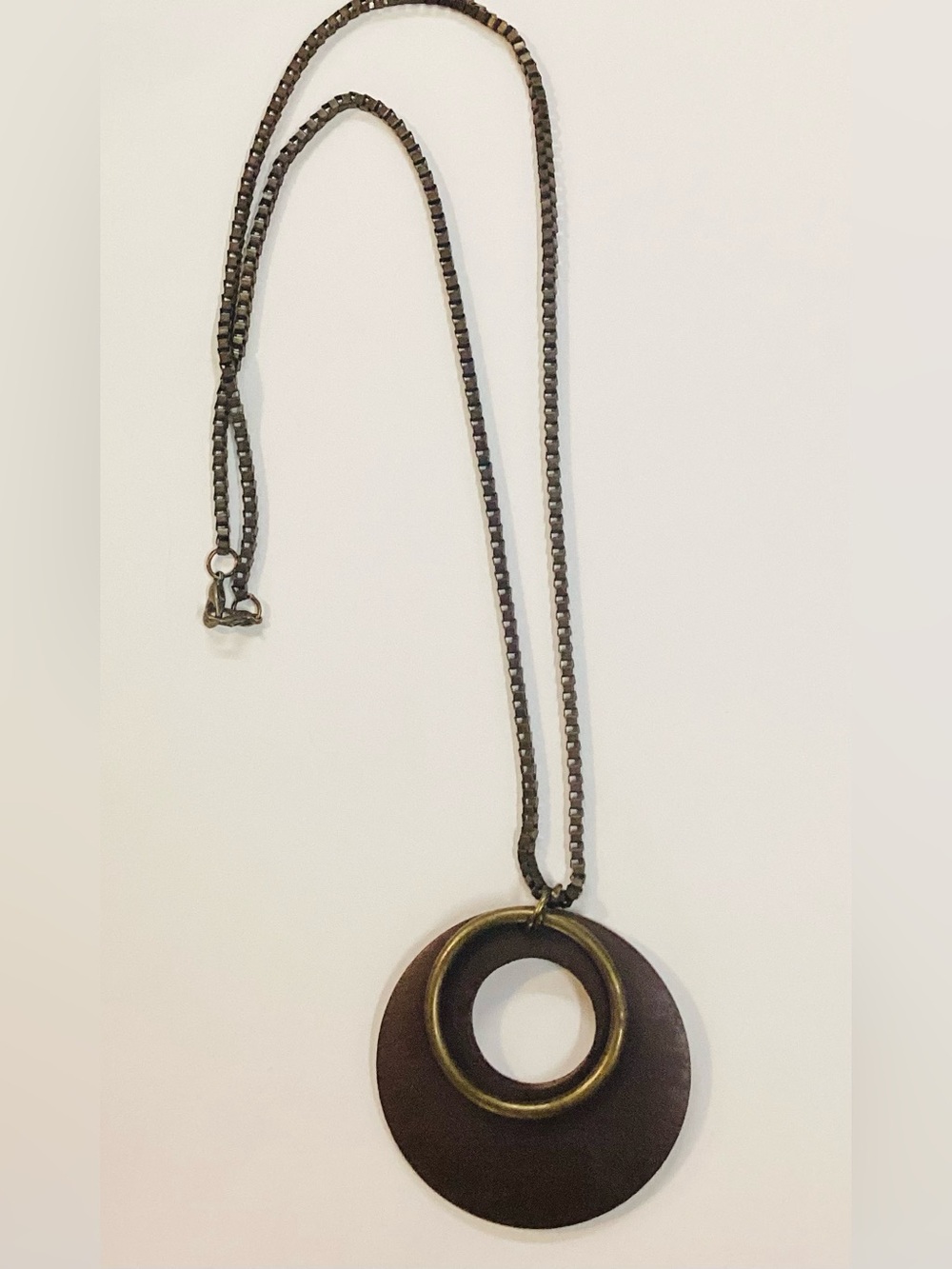 Trendy Round Wood Pendant/Antique Brass Ring (Zen Circle) Long Necklace 🌘